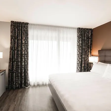 Belvedere Hotel 4*